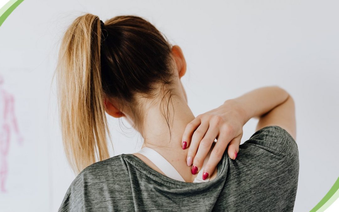 Gyakran fáj és zsibbad a karod? Több súlyos betegség is állhat mögötte - Egészség | Femina